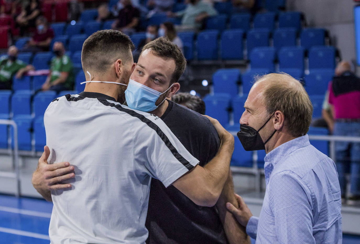 Fotos: Las fotos del Baskonia - Sibiu del Trofeo Diputación