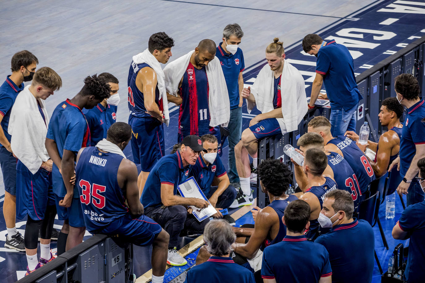 Fotos: Las fotos del Baskonia - Sibiu del Trofeo Diputación