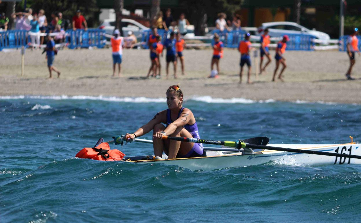 Izaskun Etxaniz quedó primera en el campeonato de España en la Línea de la Concepción./