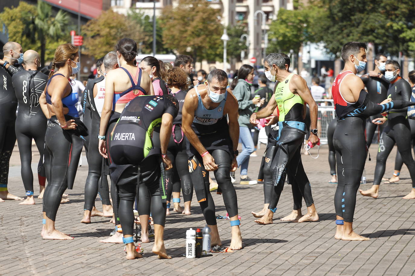 Fotos: Los bilbaínos disfrutan del triatlón