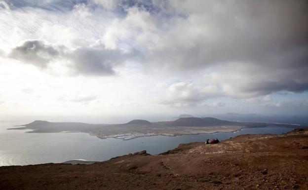 Vista de La Graciosa desde Lanzarote. 