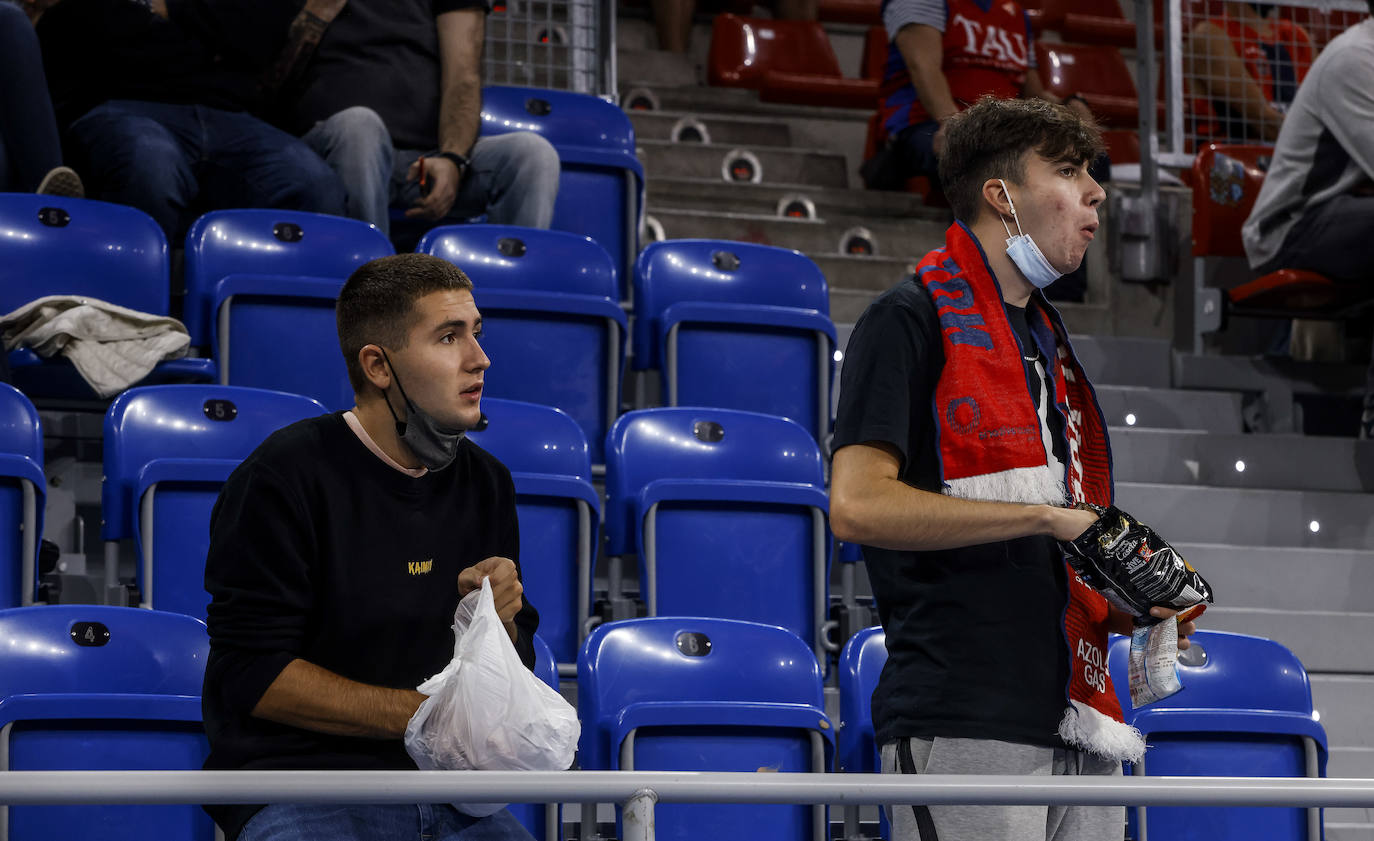 Fotos: Así ha sido el esperado regreso de la afición al Buesa Arena