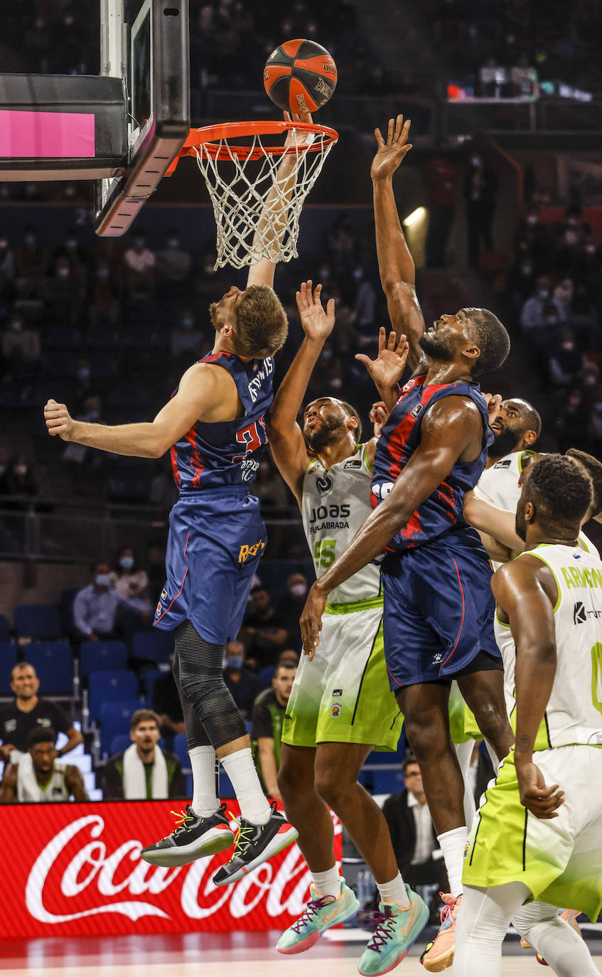 Fotos: Las mejores imágenes del Baskonia - Fuenlabrada