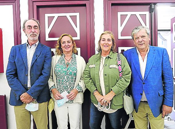 Alfonso Allende, Belén de la Rica, Elena Aguirrebengoa y Fernando de la Rica. 