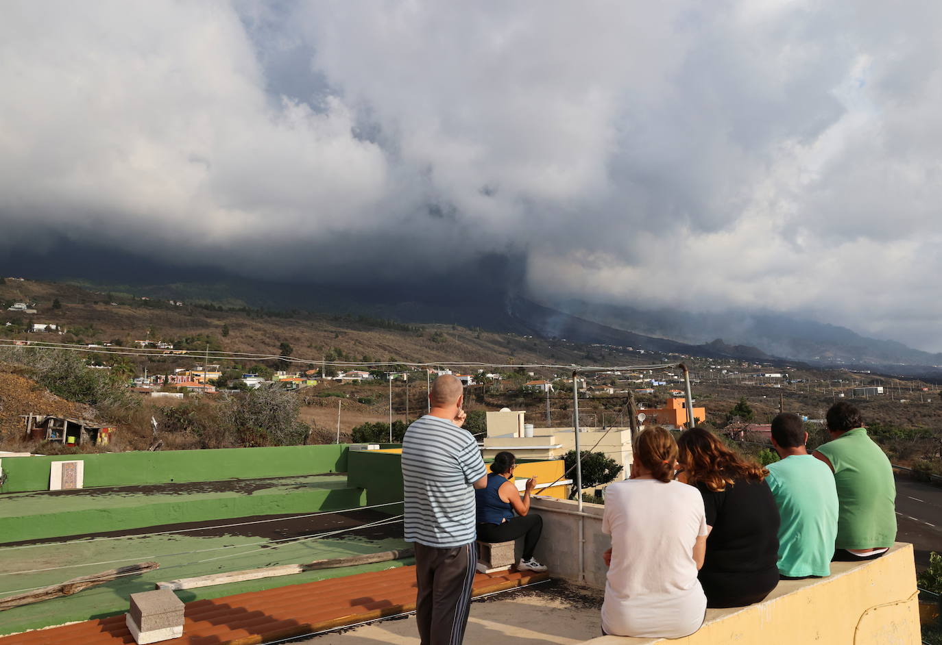 Fotos: El volcán de Canarias entra en erupción