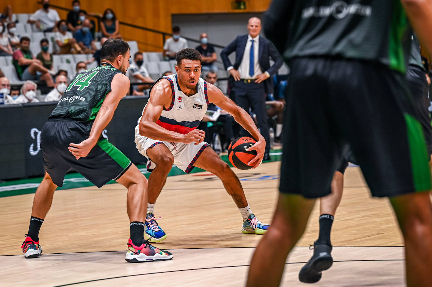Fotos: Las mejores imágenes del Joventut-Baskonia