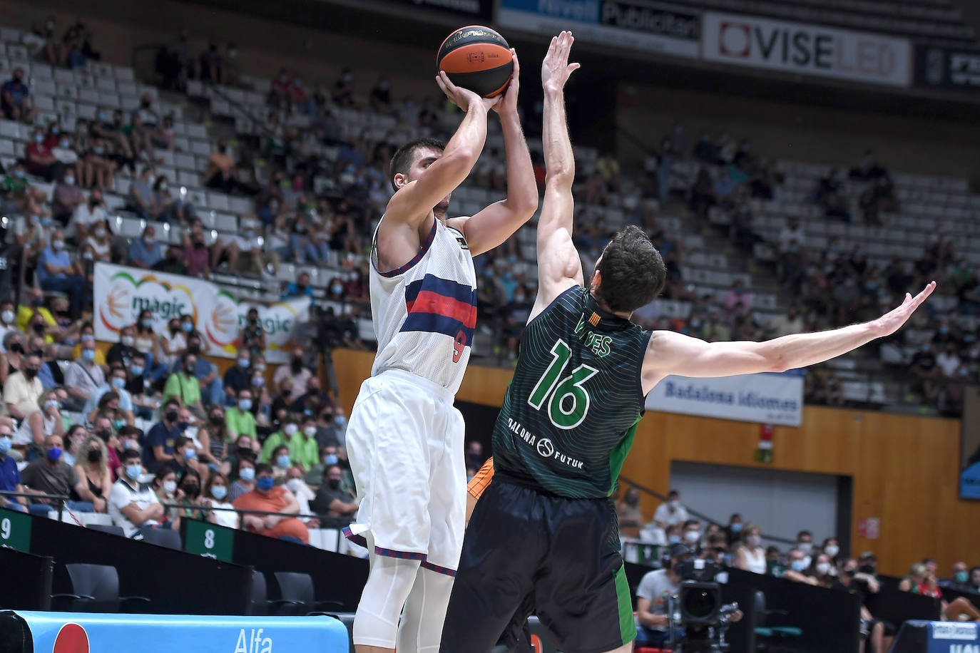 Fotos: Las mejores imágenes del Joventut-Baskonia