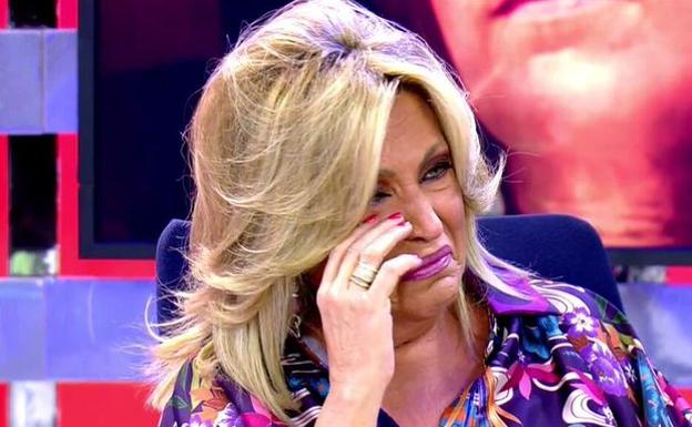 Lydia Lozano rompe a llorar en 'Sálvame': «¿Yo qué hago aquí? ¿Os echo cianuro? ¿Os robo las carteras?»