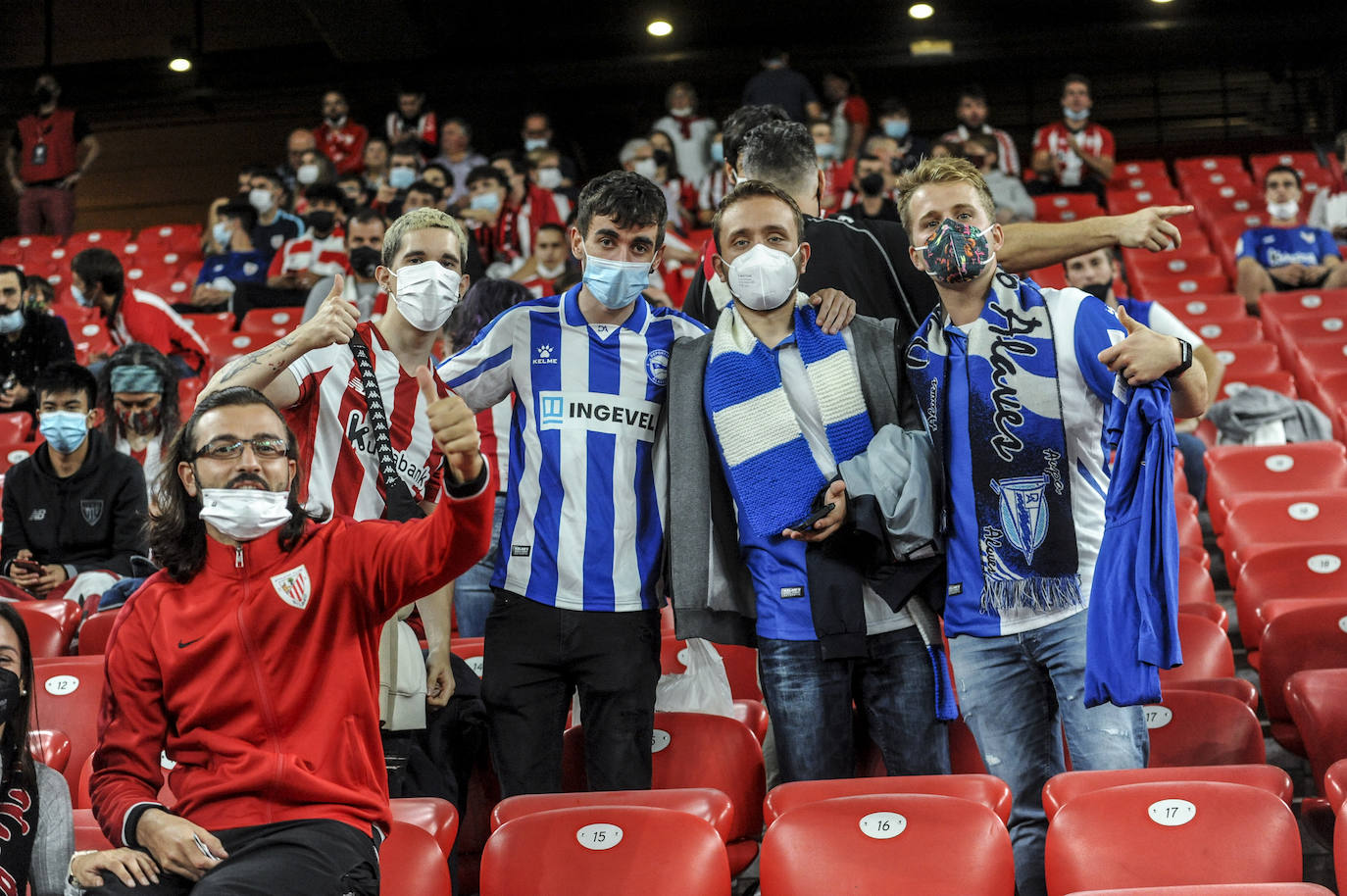 Fotos: Ambiente albiazul en San Mamés