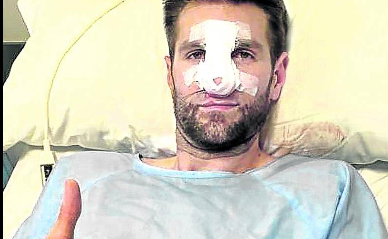 Withey envía un saludo tras ser operado el pasado miércoles.