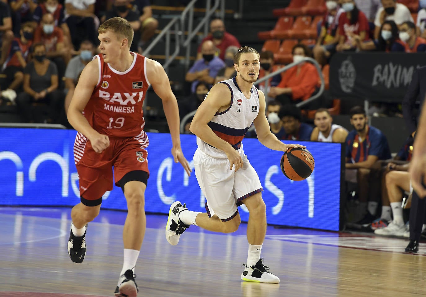 Fotos: Las mejores fotos del Manresa - Baskonia