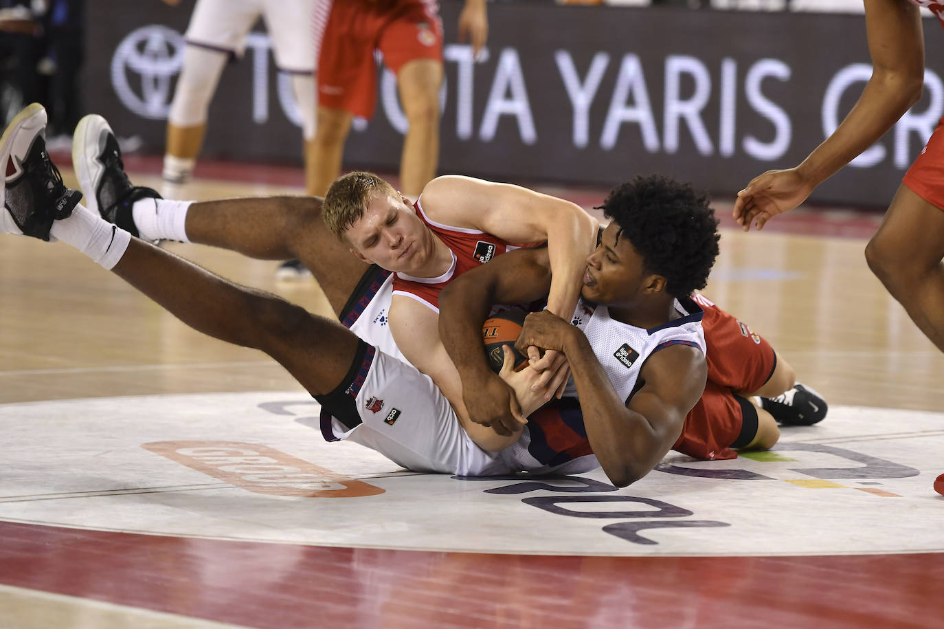 Fotos: Las mejores fotos del Manresa - Baskonia