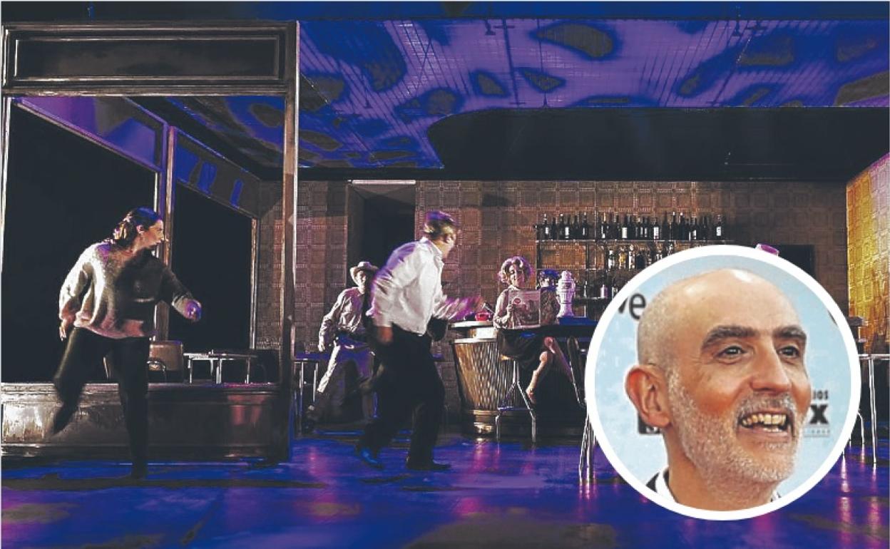 El espacio escénico diseñado por Alejandro Andújar para 'El bar que se tragó a todos los españoles' también ha sido premiado y Alfredo Sanzol 