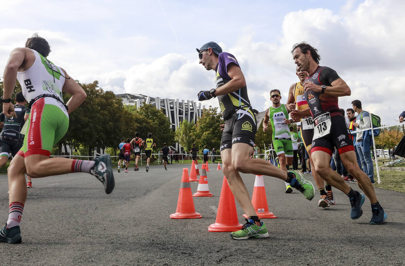 Fotos: Vitoria disfruta de su primer duatlón