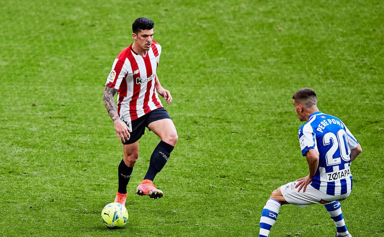Ander Capa y Pere Pons, del Alavés. 