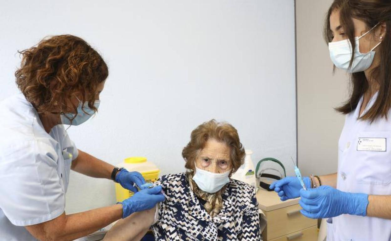 «Es mucho más cómodo para las personas mayores, nos ahorramos venir otra vez»