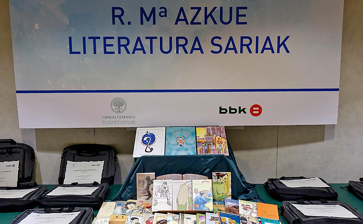 Beste urte batzuetan ospatutako edizioetan bezala, aurten ere guztira bi modalitatetan esku hartu ahal izango dute gazteek; batetik, narratibakoan; eta, bestetik, poesiakoan. 