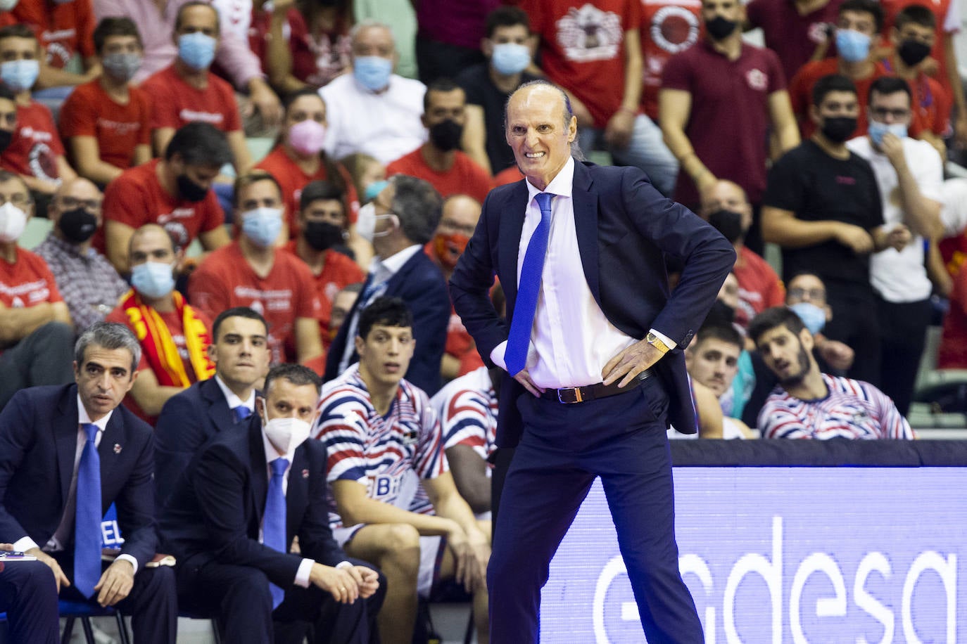 Fotos: Las mejores imágenes del UCAM Murcia - Baskonia