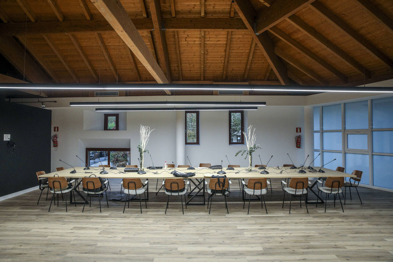 Fotos: Euskaltzaindiak Gasteizko &#039;etxe&#039; berria estreinatu du