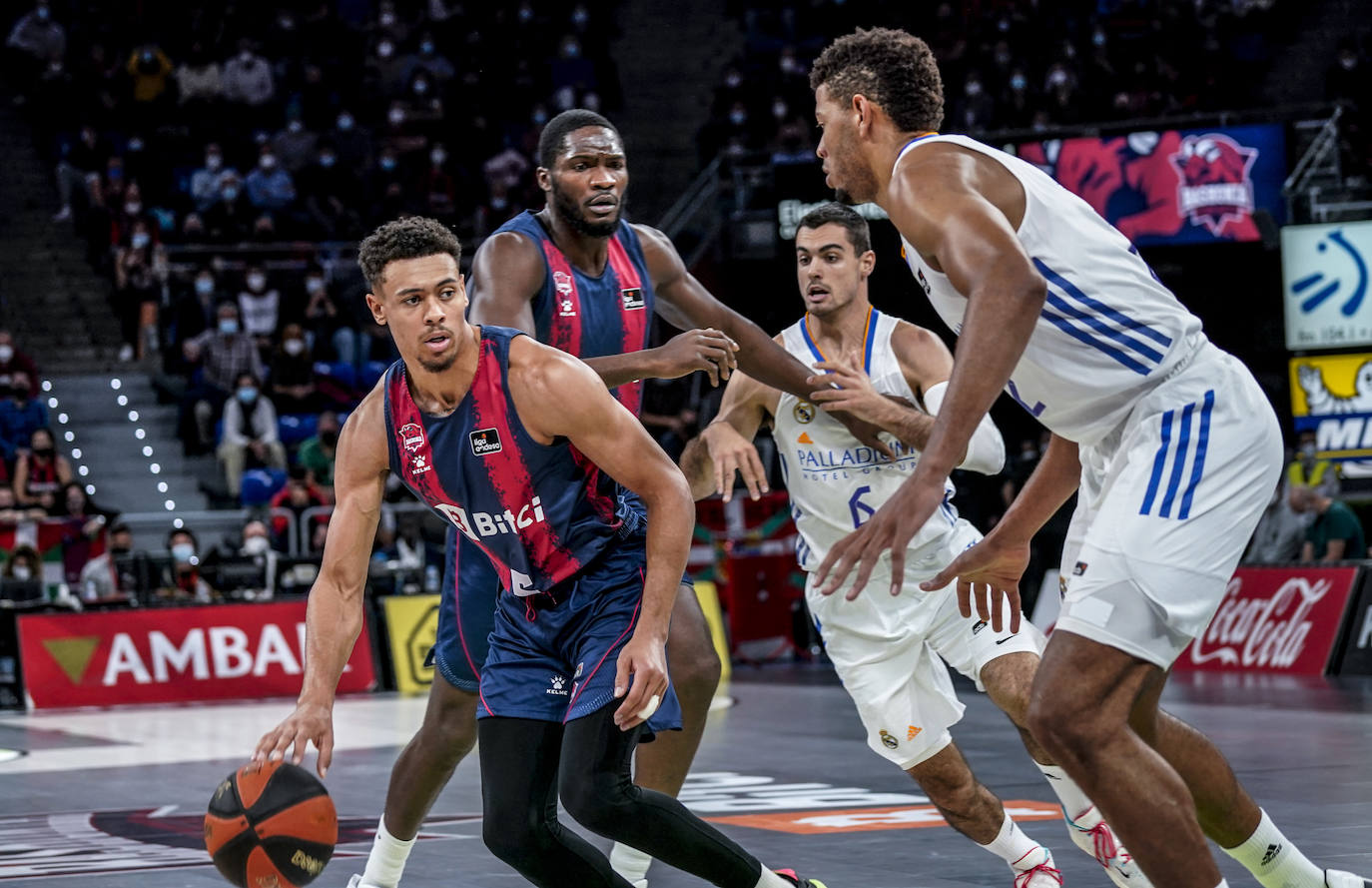 Fotos: Las mejores imágenes del Baskonia - Real Madrid