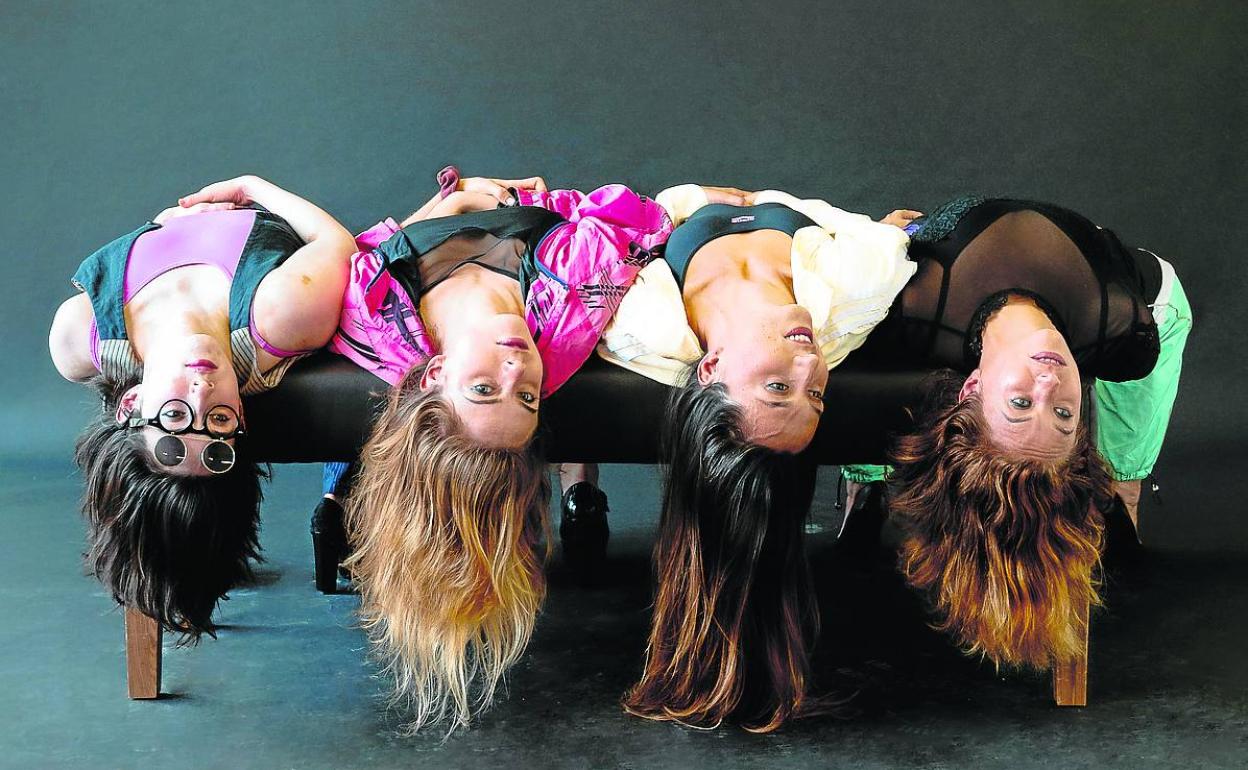 Ainhoa Artetxe, Graciela Doniz, Haizea Águila Mínguez y Juana Lor lo ponen todo patas arriba. 