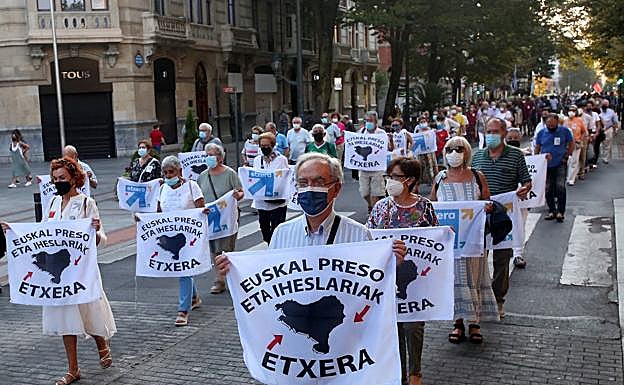 Interior defiende el acercamiento de presos de ETA