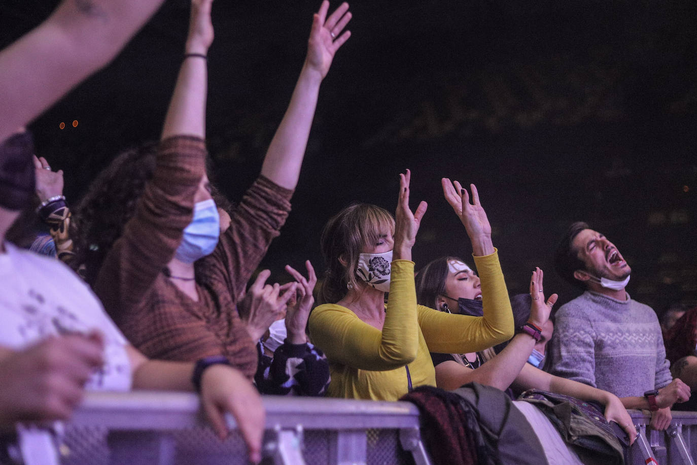 Fotos: Rigoberta Bandini y Mastodonte anima el BBK Live