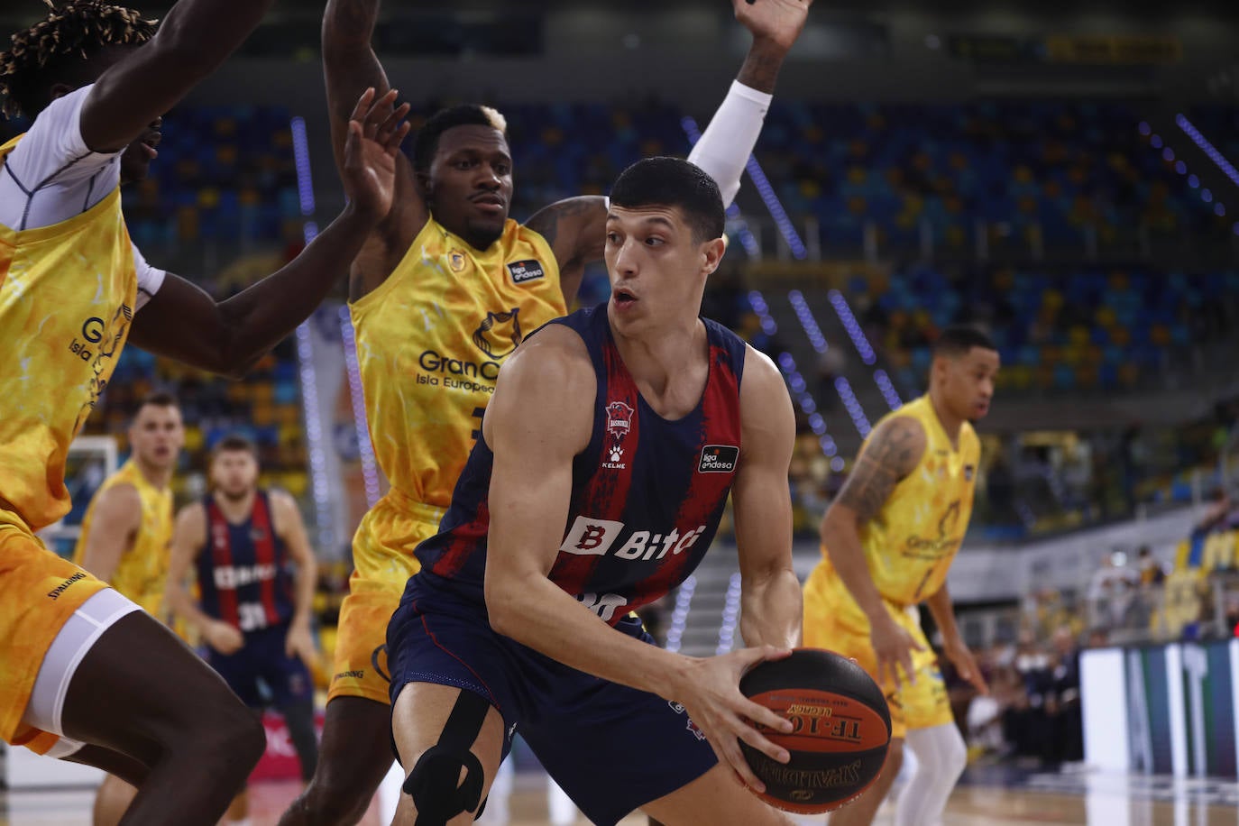 Fotos: Las mejores imágenes del Gran Canaria - Baskonia