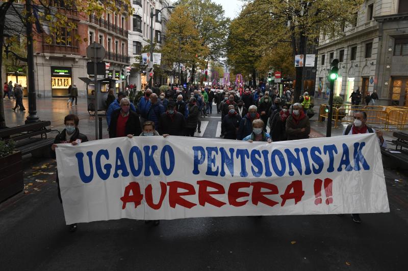 Fotos: Manifestación de pensionistas en Bilbao