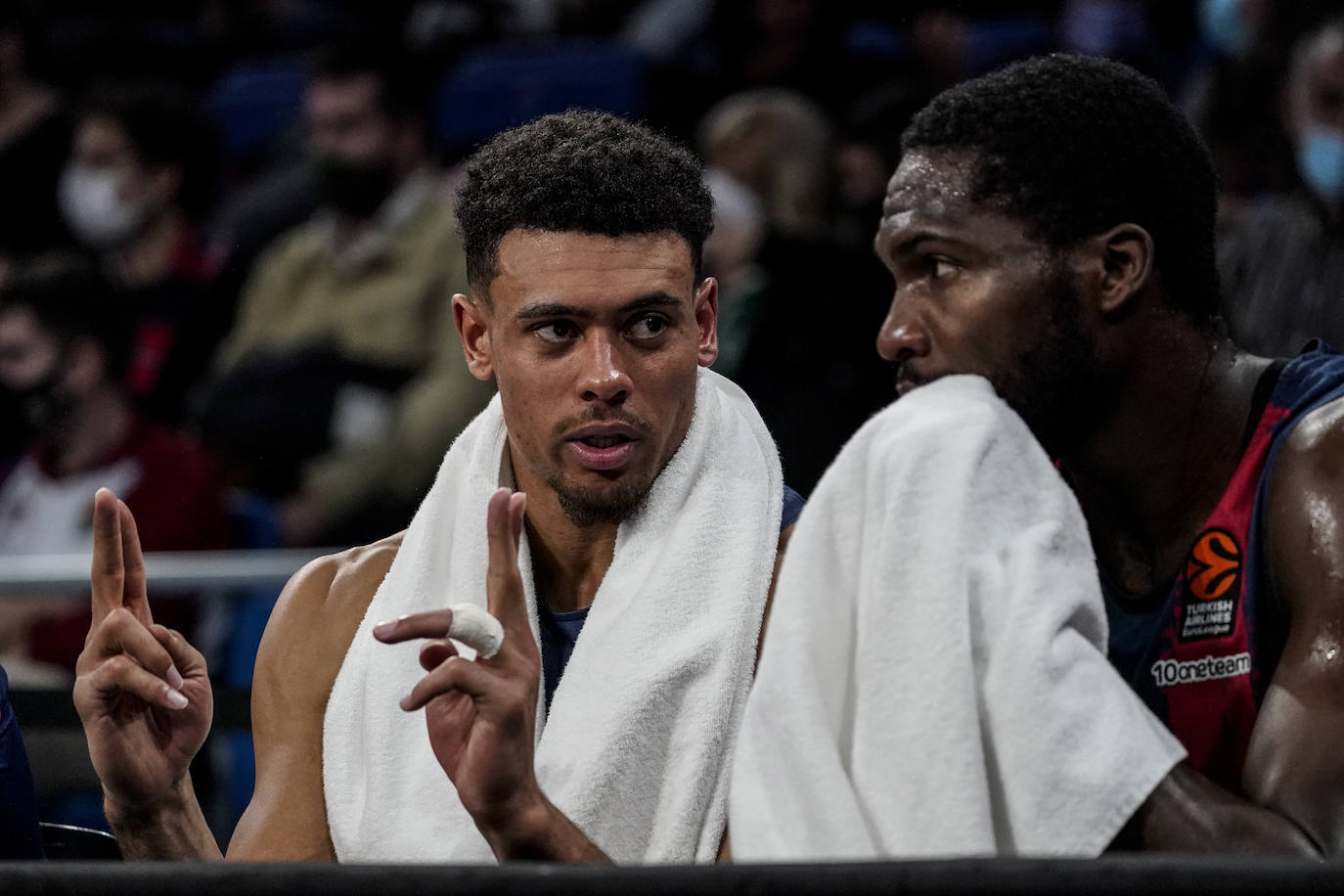 El Baskonia recibe al Estrella Roja en el Buesa Arena.