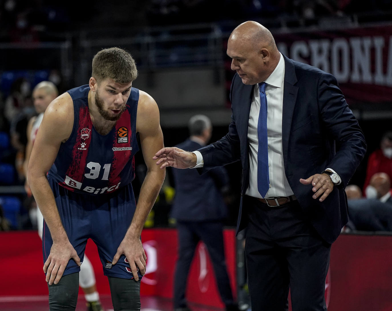 El Baskonia recibe al Estrella Roja en el Buesa Arena.