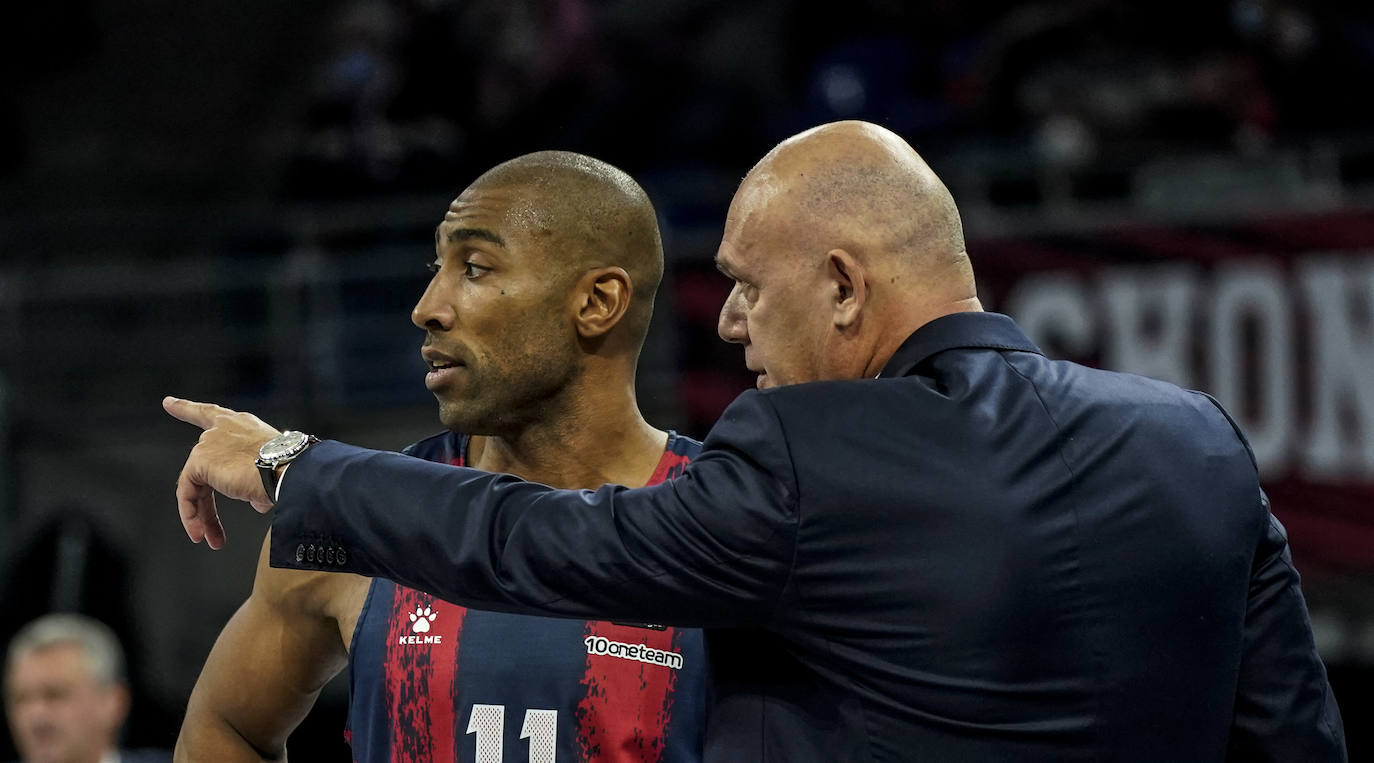 El Baskonia recibe al Estrella Roja en el Buesa Arena.