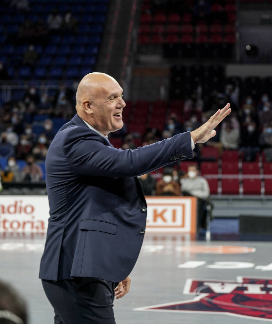 El Baskonia recibe al Estrella Roja en el Buesa Arena.