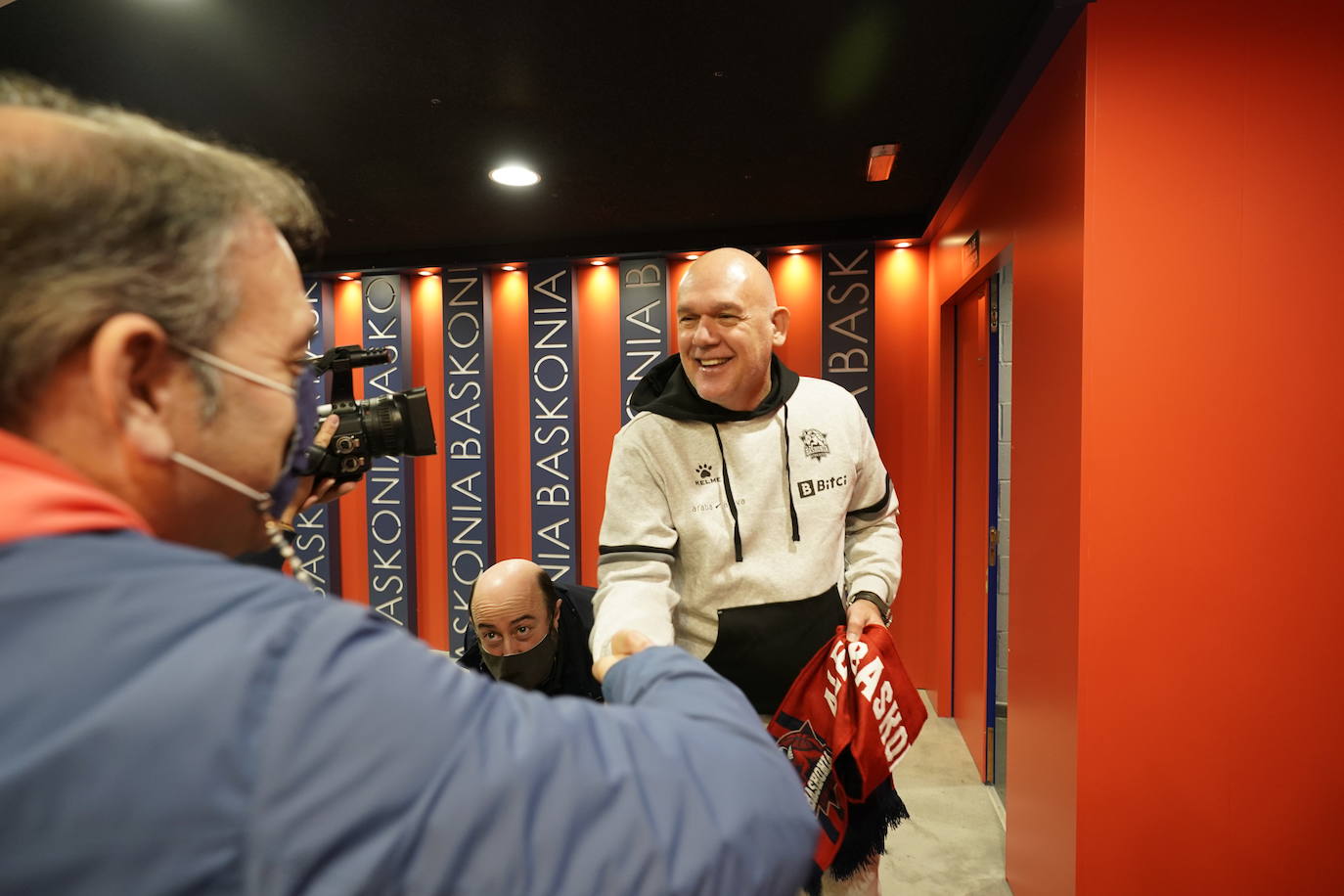 Fotos: La presentación de Neven Spahija como nuevo técnico del Baskonia, en imágenes