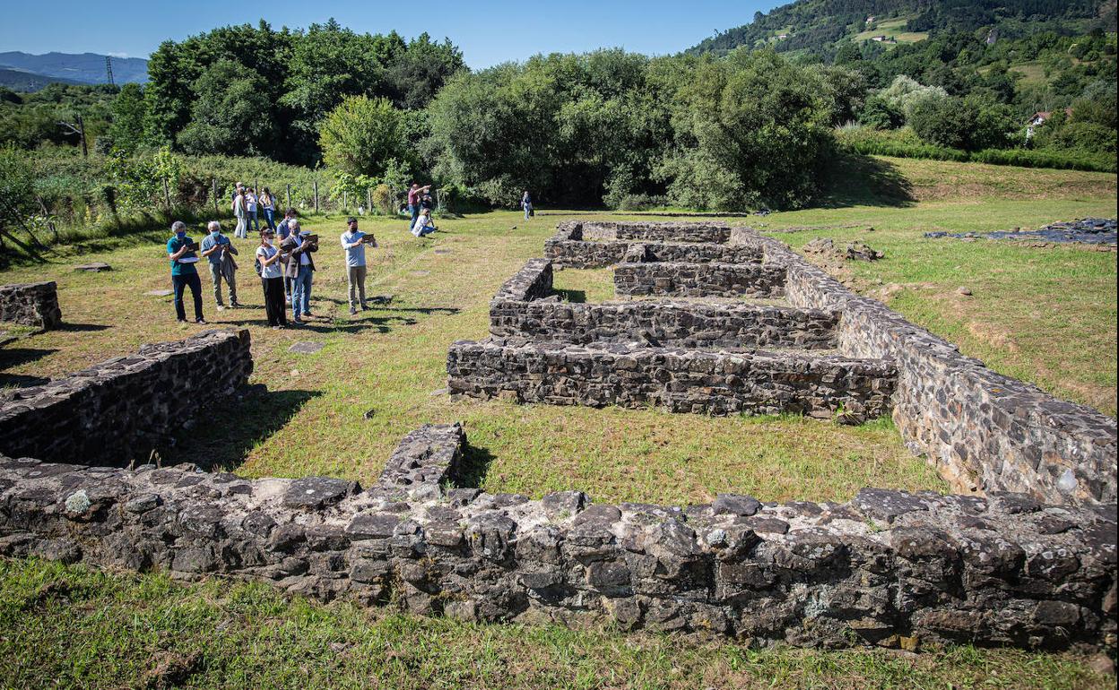 Los encuentros concluirán el sábado con una visita guiada al poblado romano de Forua.