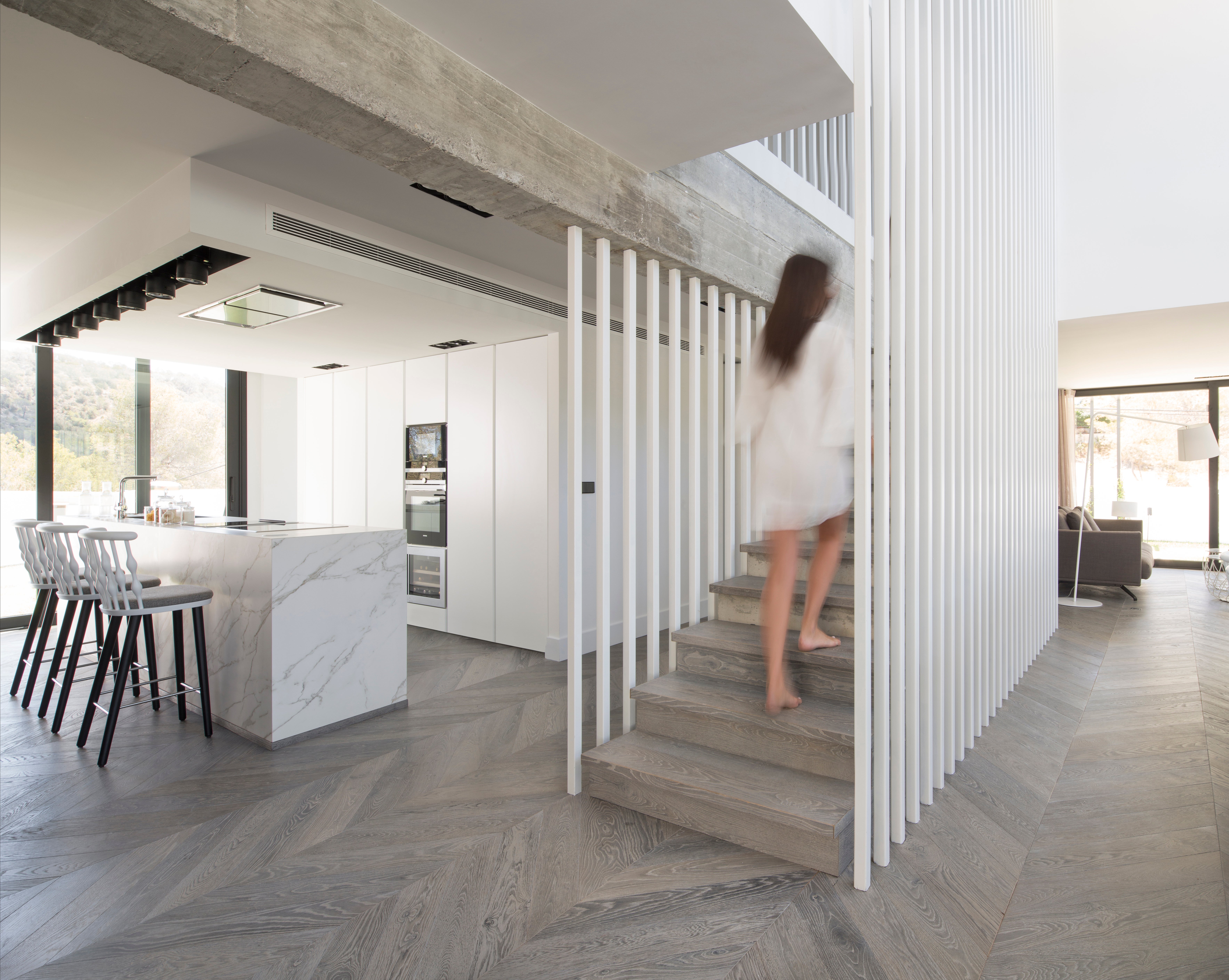 Fotos: Una interiorista vizcaína reforma el lujoso chalet de un futbolista en Ibiza