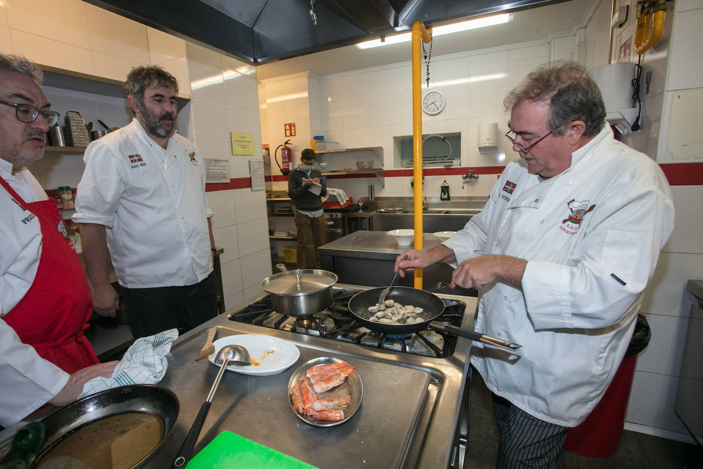 Fotos: El falso mito del remojo en Azkenean en Azkenean