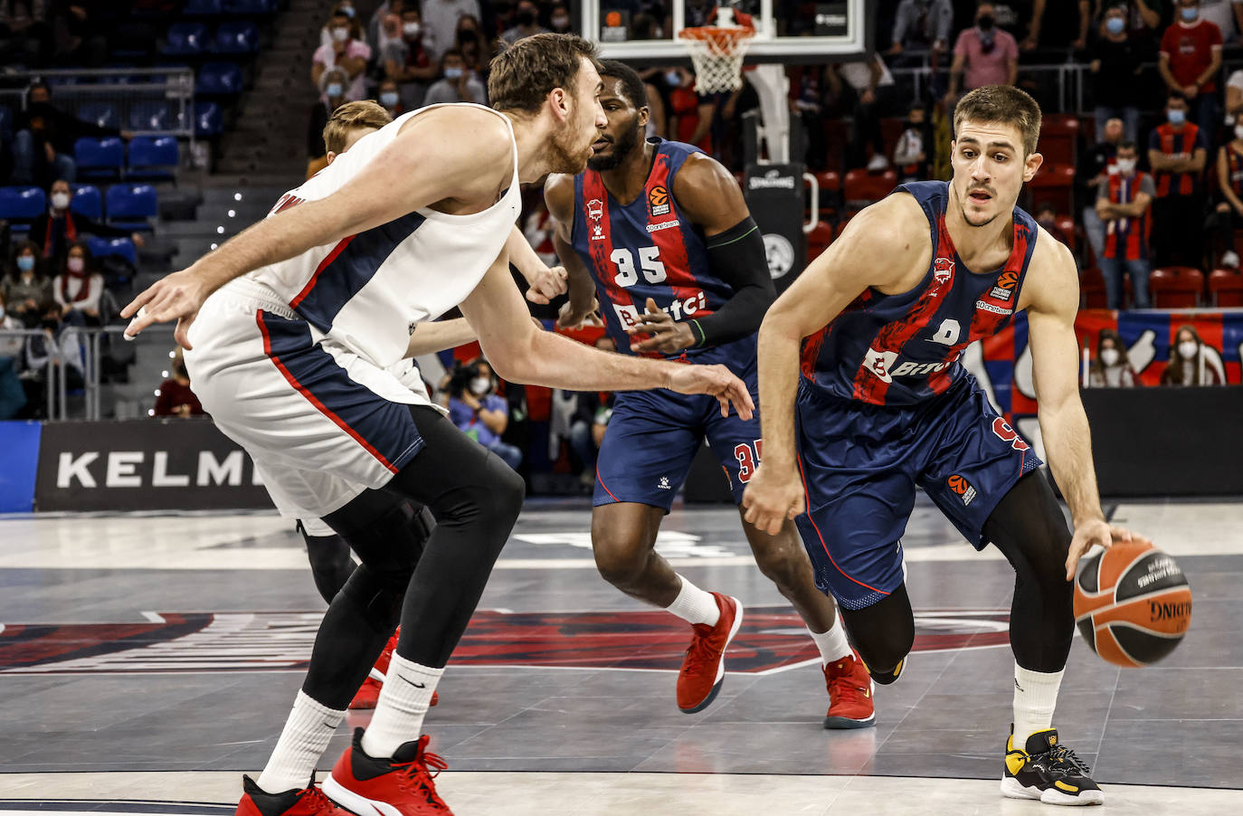 Fotos: Las mejores imágenes del Baskonia - CSKA Moscú