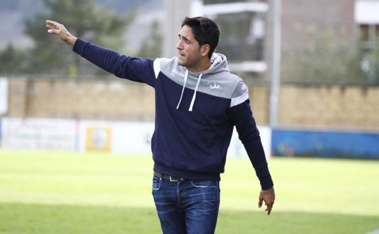 Iñigo Vélez, durante un entrenamiento.