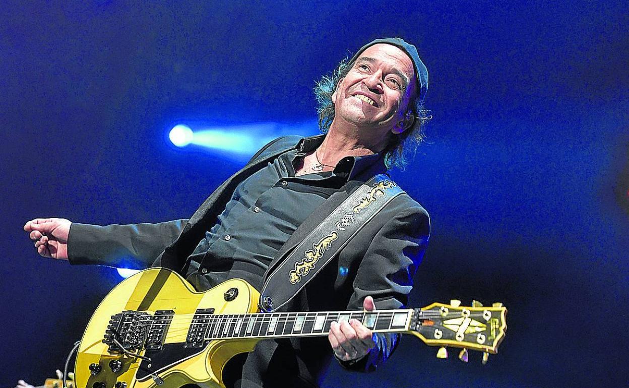 «Por suerte tengo una hija muy sensata para sus 19 años, yo a su edad era un descerebrado». 