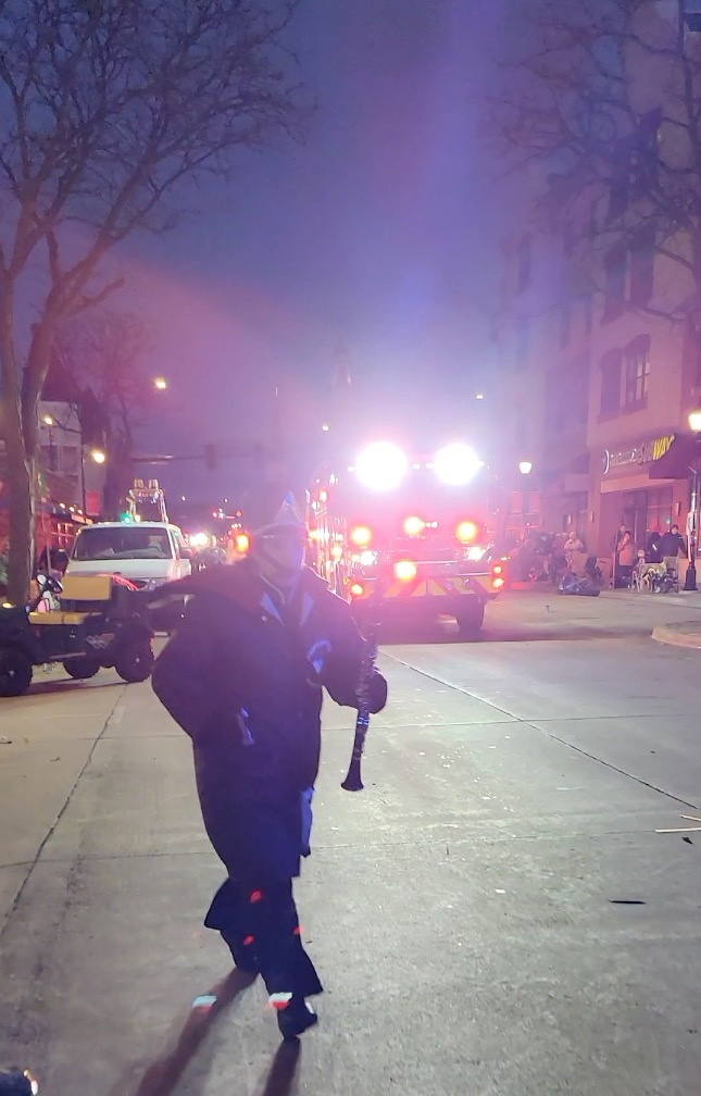 Fotos: Tragedia en Wisconsin: al menos cinco muertos y más de 40 heridos al abalanzarse un coche contra un desfile navideño