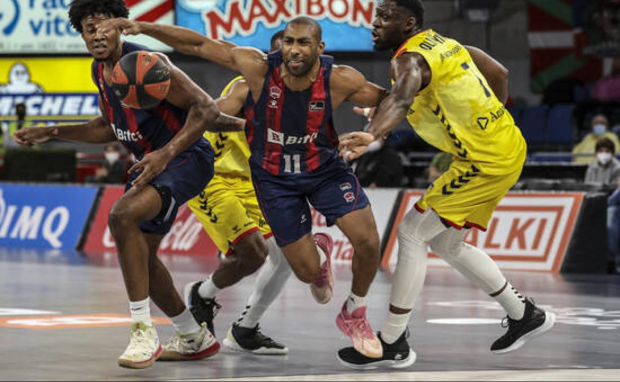 Granger ha promediado 20,7 puntos y 5,7 asistencias.