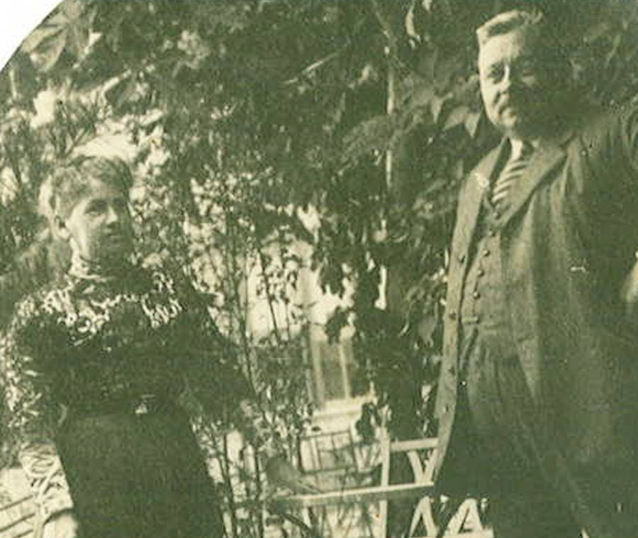 Pilar tenía 20 años cuando se casó con Roman, que le llevaba 3. 