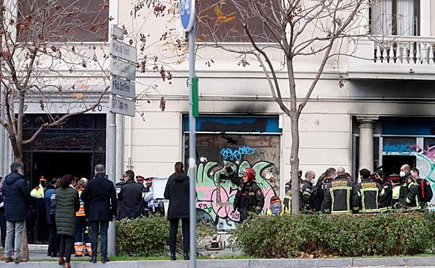 Imagen del local incendiado. 