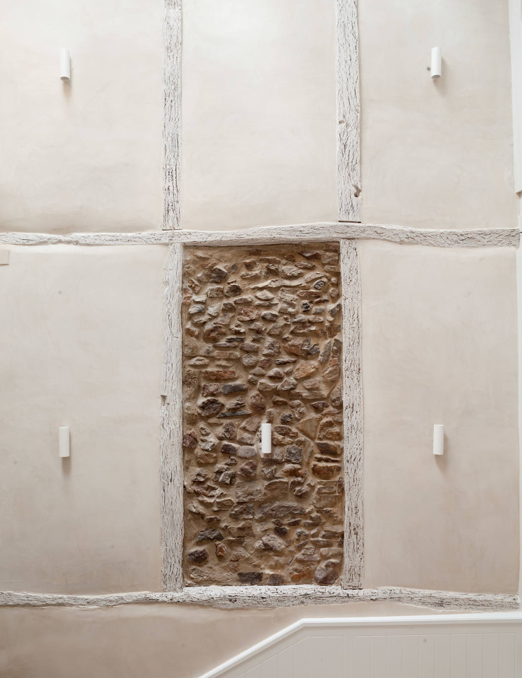 Fotos: La sorprendente reforma de una casa del siglo XVIII en Bizkaia: con patio interior y ático independiente