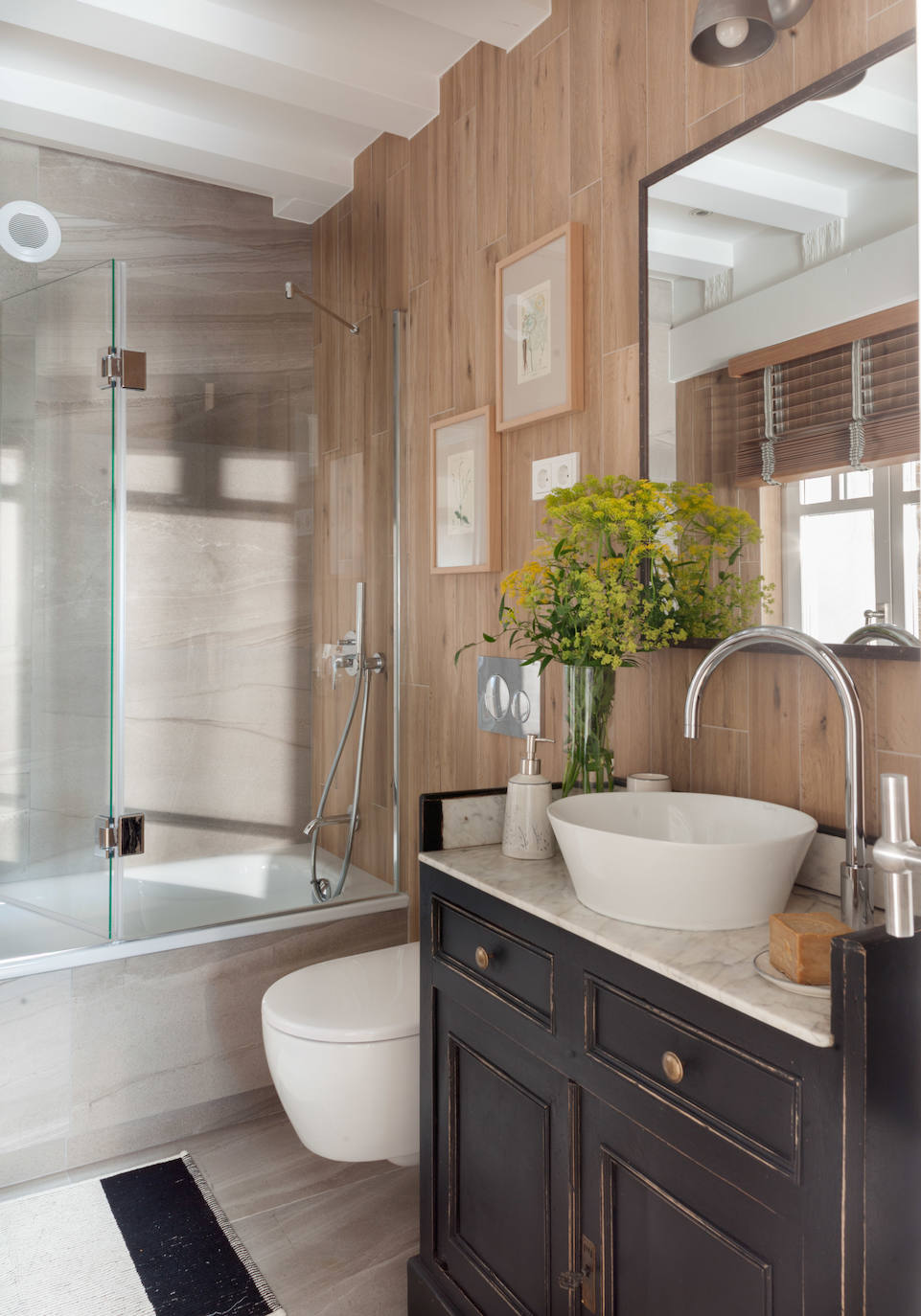 Fotos: La sorprendente reforma de una casa del siglo XVIII en Bizkaia: con patio interior y ático independiente