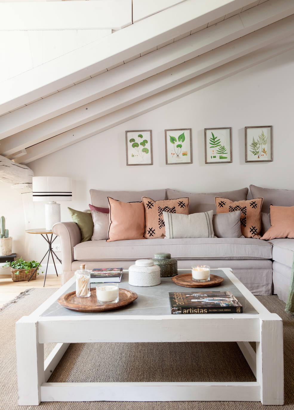 Fotos: La sorprendente reforma de una casa del siglo XVIII en Bizkaia: con patio interior y ático independiente