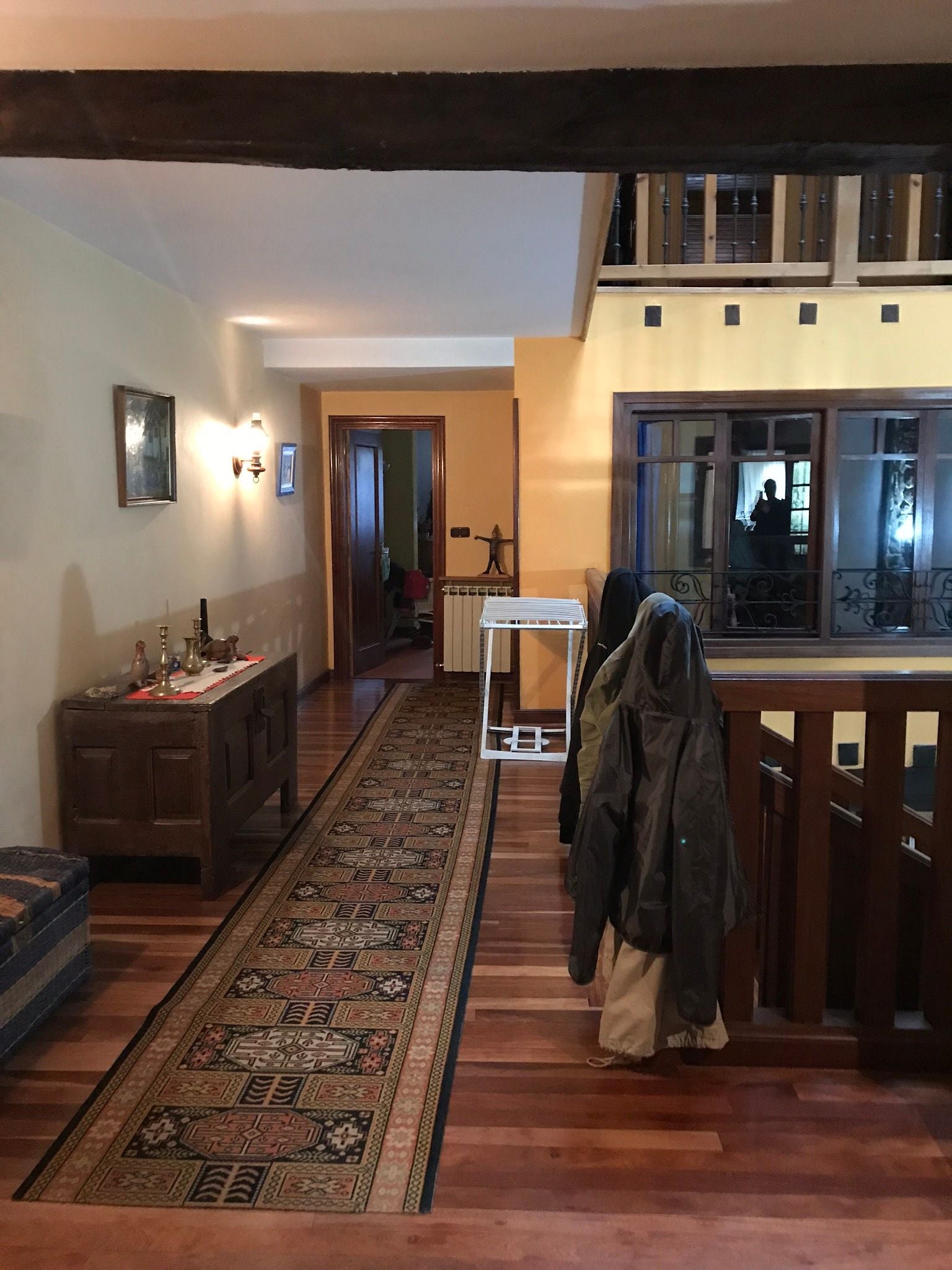 Fotos: La sorprendente reforma de una casa del siglo XVIII en Bizkaia: con patio interior y ático independiente