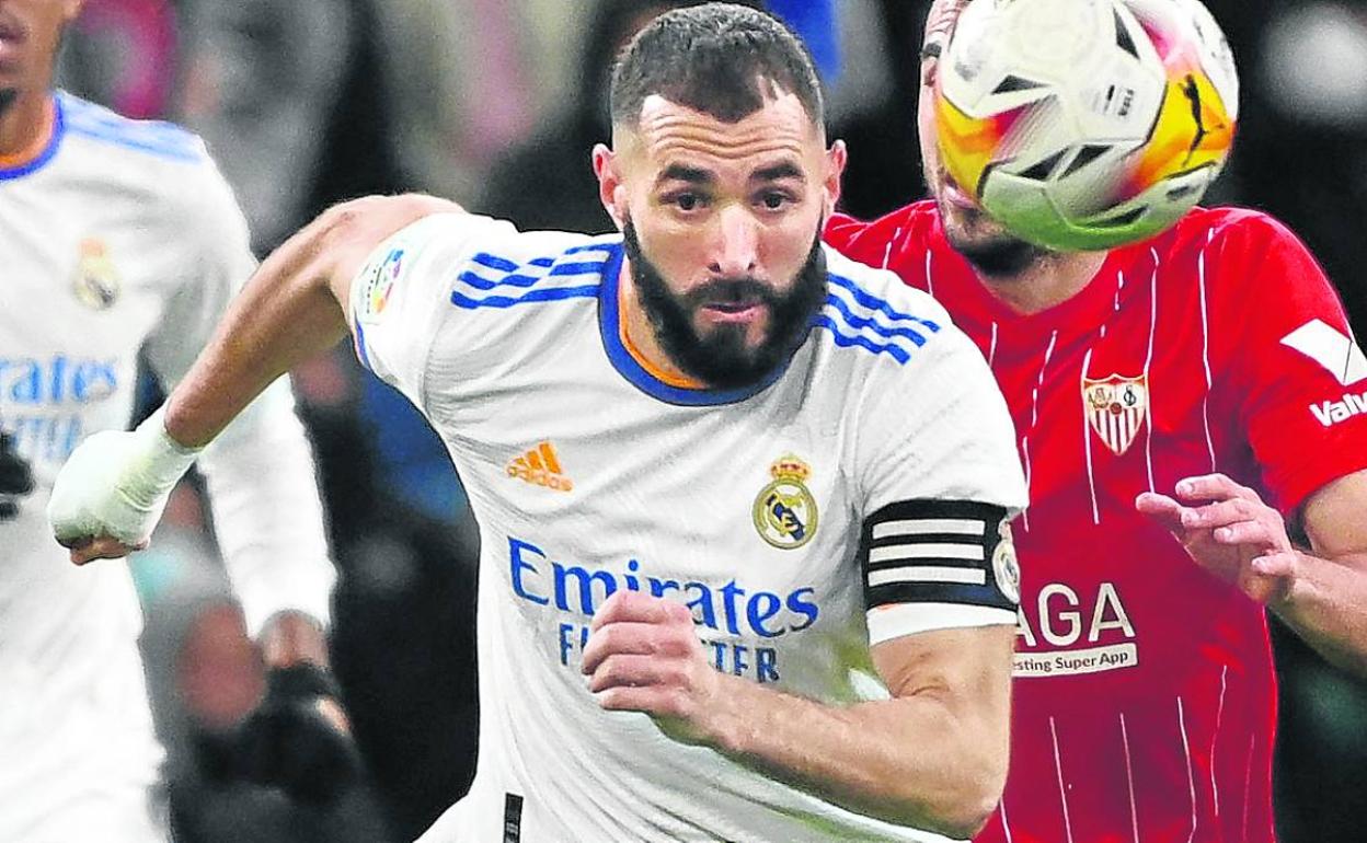 Benzema, en el partido ante el Sevilla. 