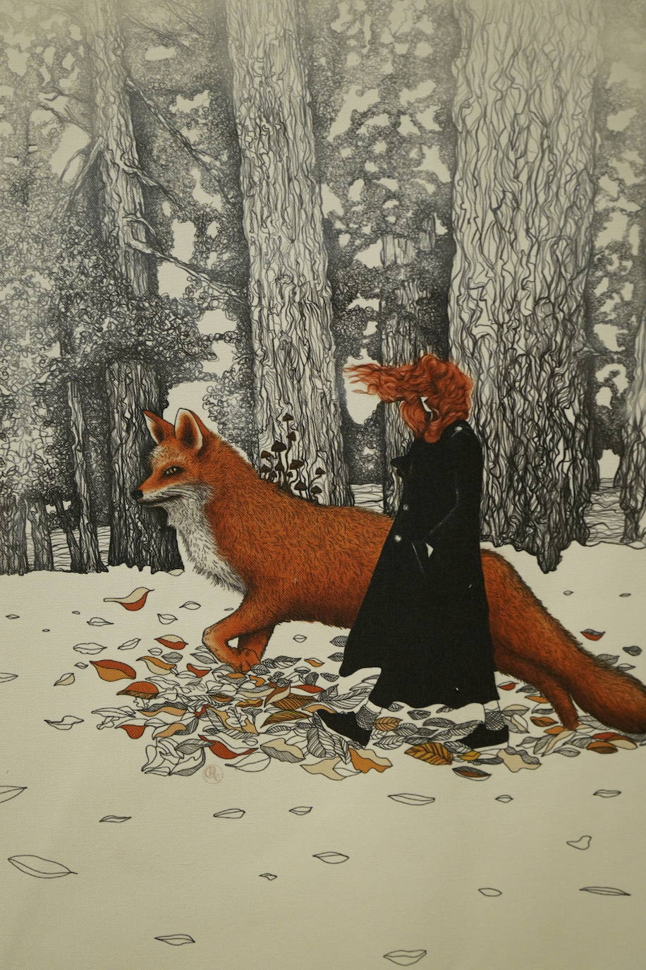 Fotos: Mazoka ilustra Montehermoso con un «bosque de telas»